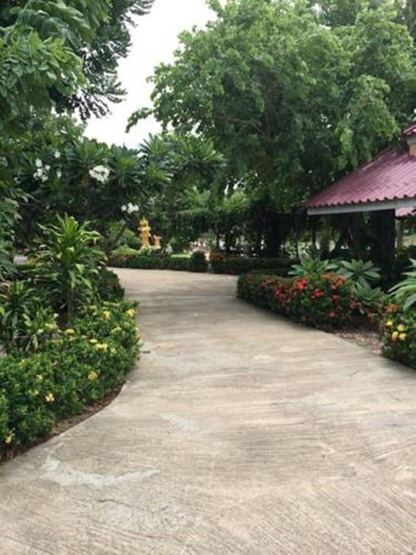 Punpisa Resort Sam Chuk 外观 照片