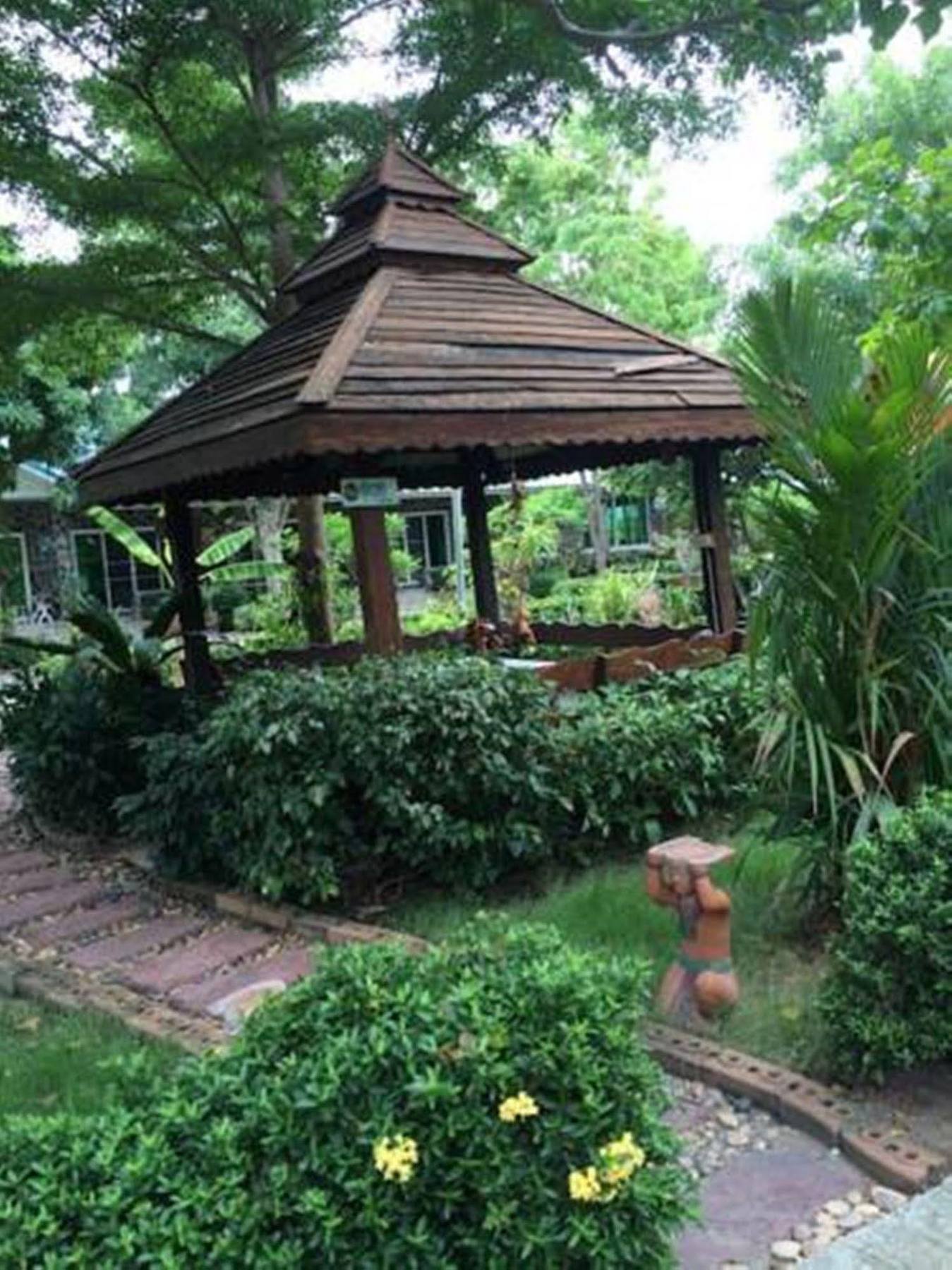 Punpisa Resort Sam Chuk 外观 照片