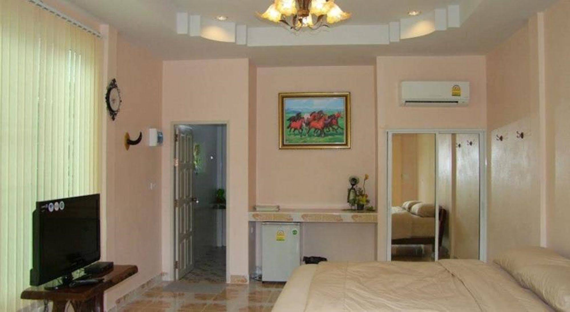 Punpisa Resort Sam Chuk 外观 照片